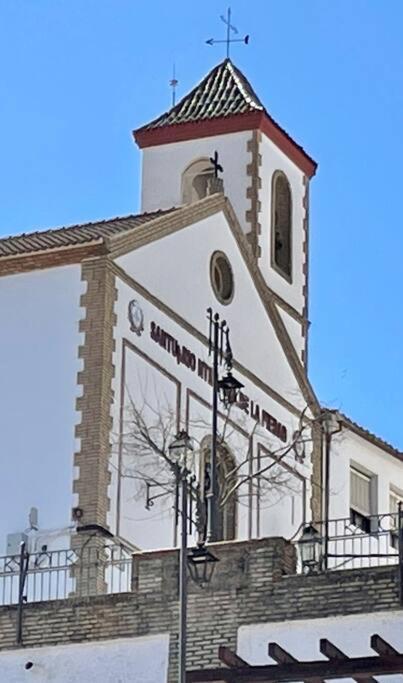Casa De La Abuela Antonia Vila Iznájar Exterior foto